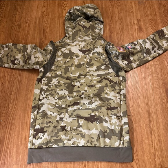 NIKE DRI FIT NFL ON FIELD GREEN BAY PACKERS SALUTE TO SERVICE CAMO HOODIE MEDIUM - Picture 14 of 16